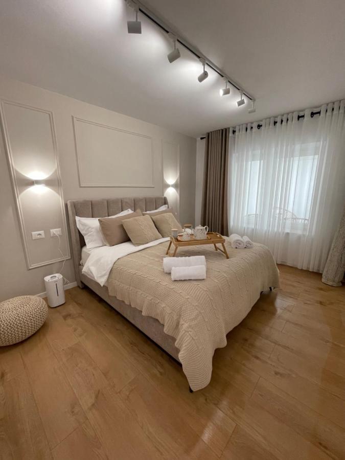 Square Inn Tirana City Center Eksteriør billede