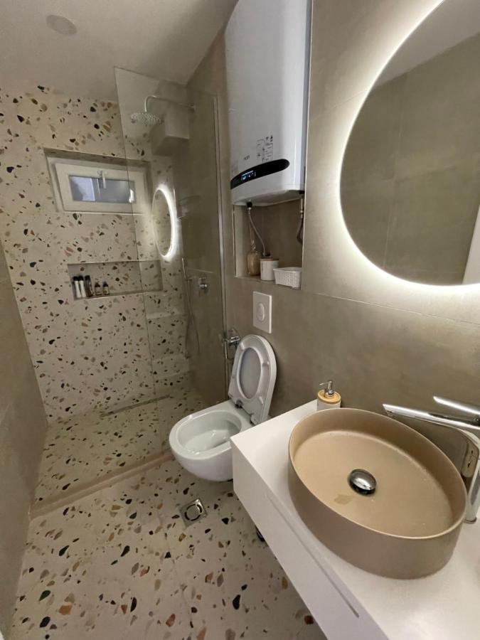Square Inn Tirana City Center Eksteriør billede